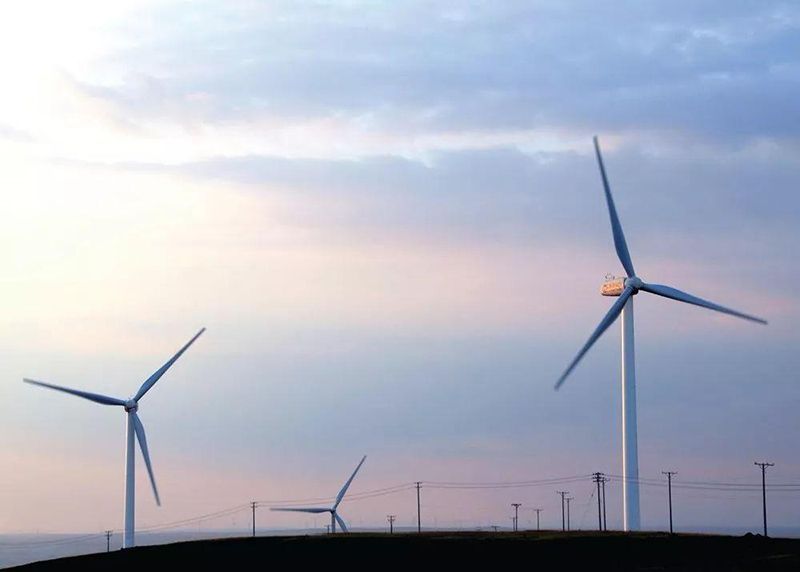 不為人知的秘密，風(fēng)力發(fā)電機(jī)為什么順時(shí)針旋轉(zhuǎn)？